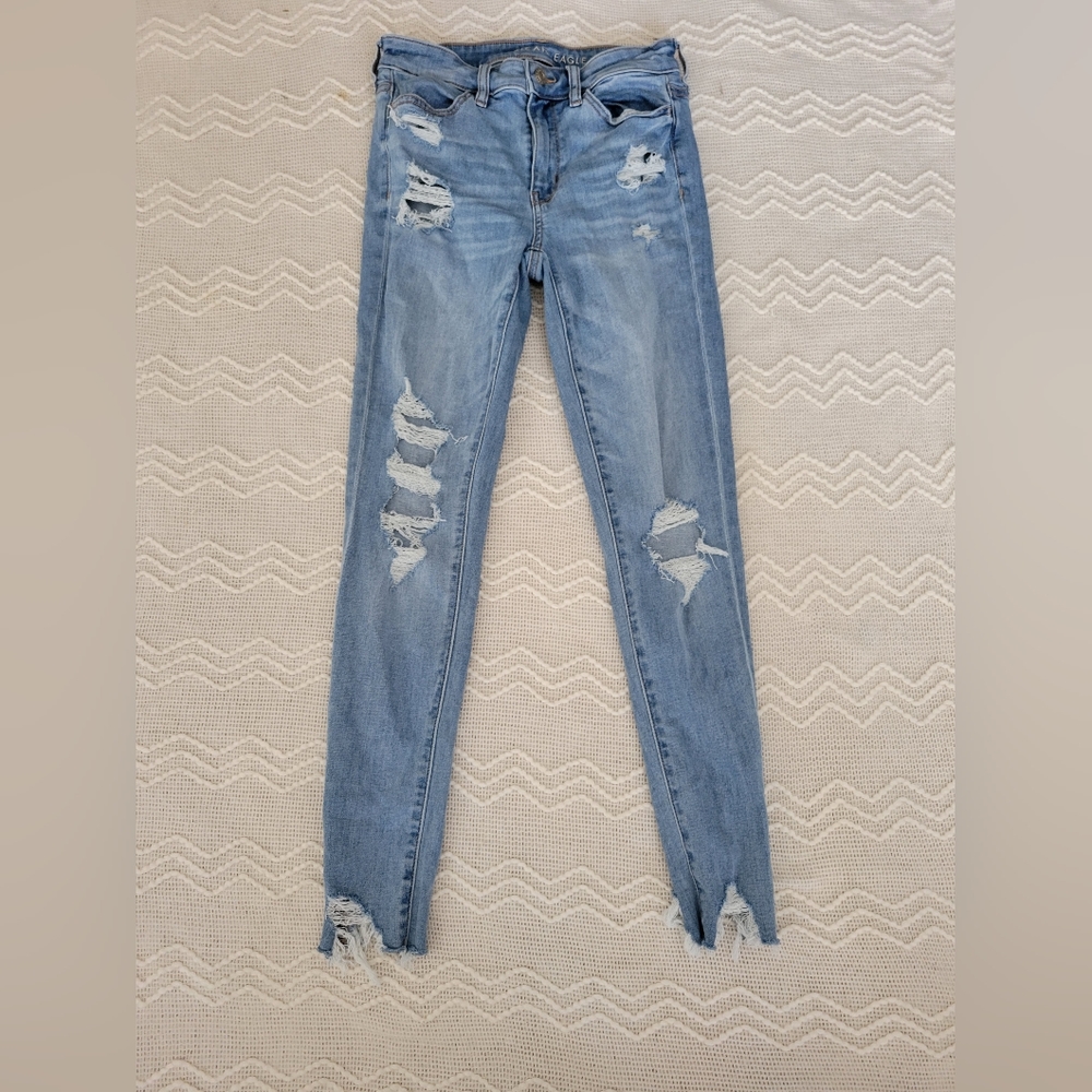 American Eagle (Size 4 Long) Light Blue Next Level Stretch Ripped Jeans